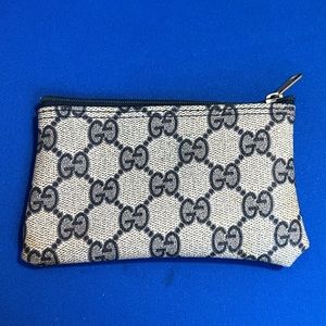 gucci brown monogram coin pouch